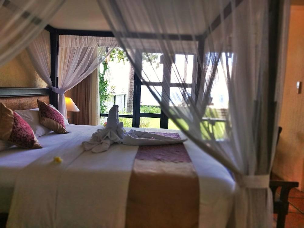 Nugraha Lovina Seaview Resort & Spa Extérieur photo